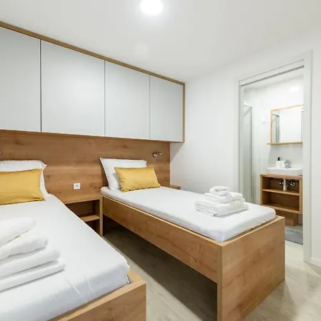 Camping Luxury Mobile Pretty - Premium - Oaza Mira -50 M From The Drage